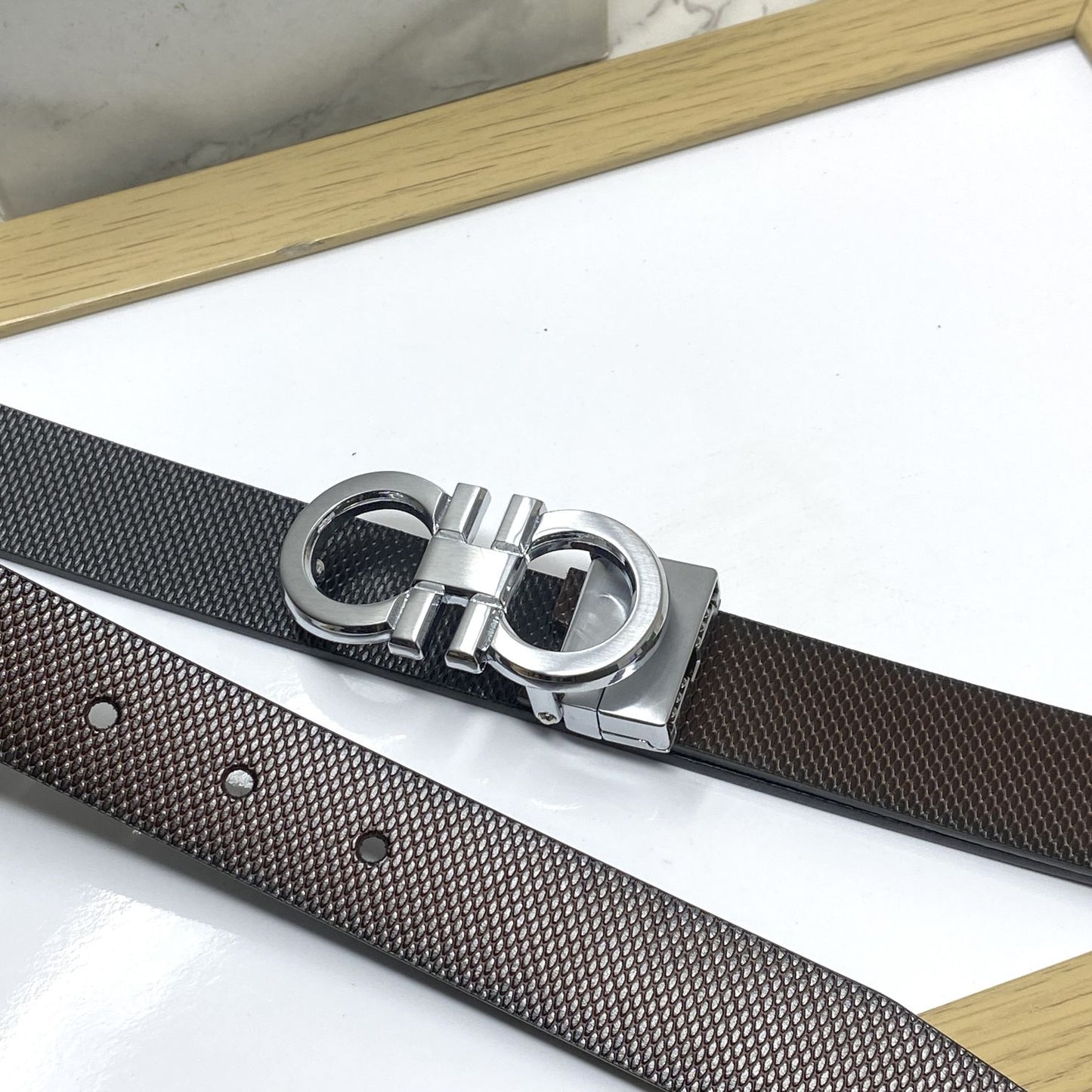 Small Design Formal and Casual Reversible Belt -JonasParamount
