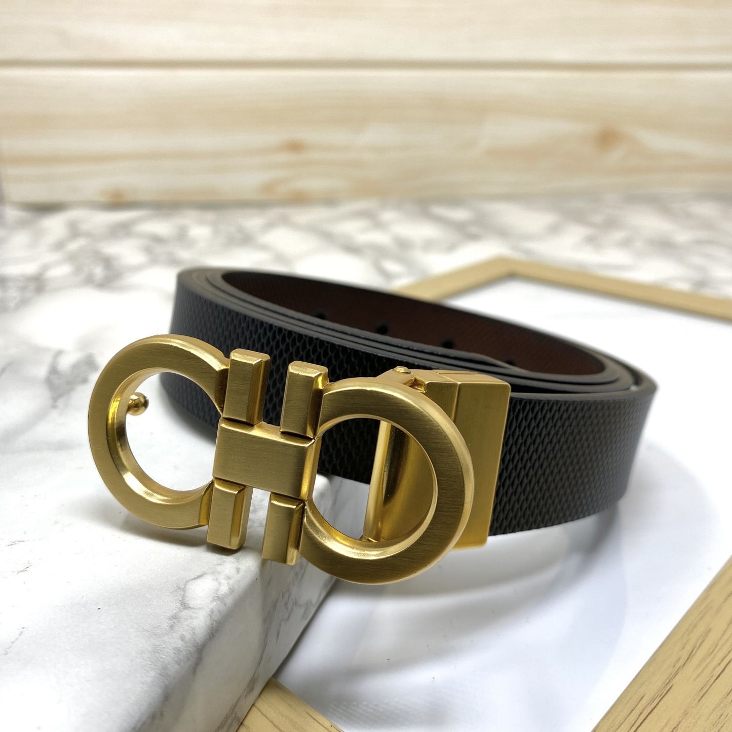 Small Design Formal and Casual Reversible Belt -JonasParamount