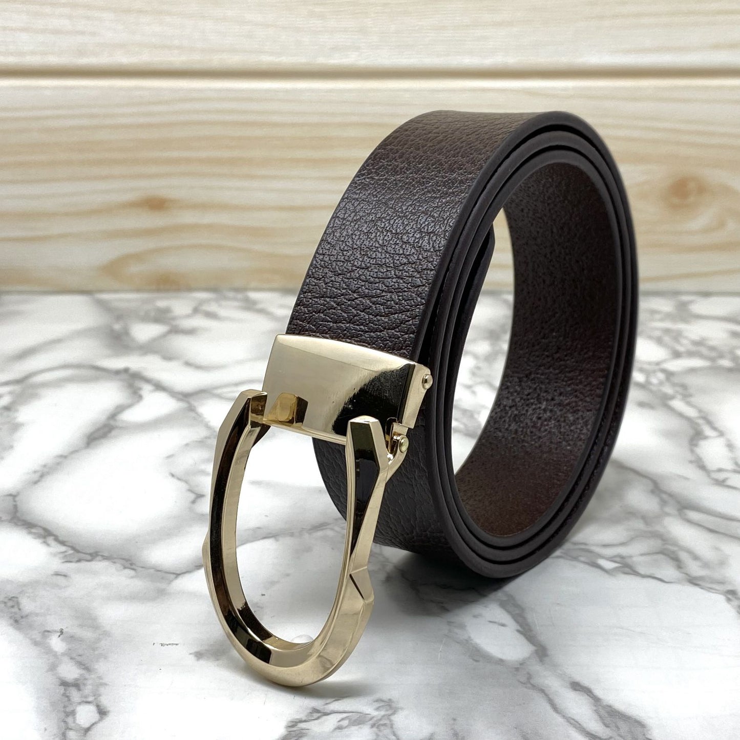 Signature C Logo Leather Belt For Unisex-JonasParamount