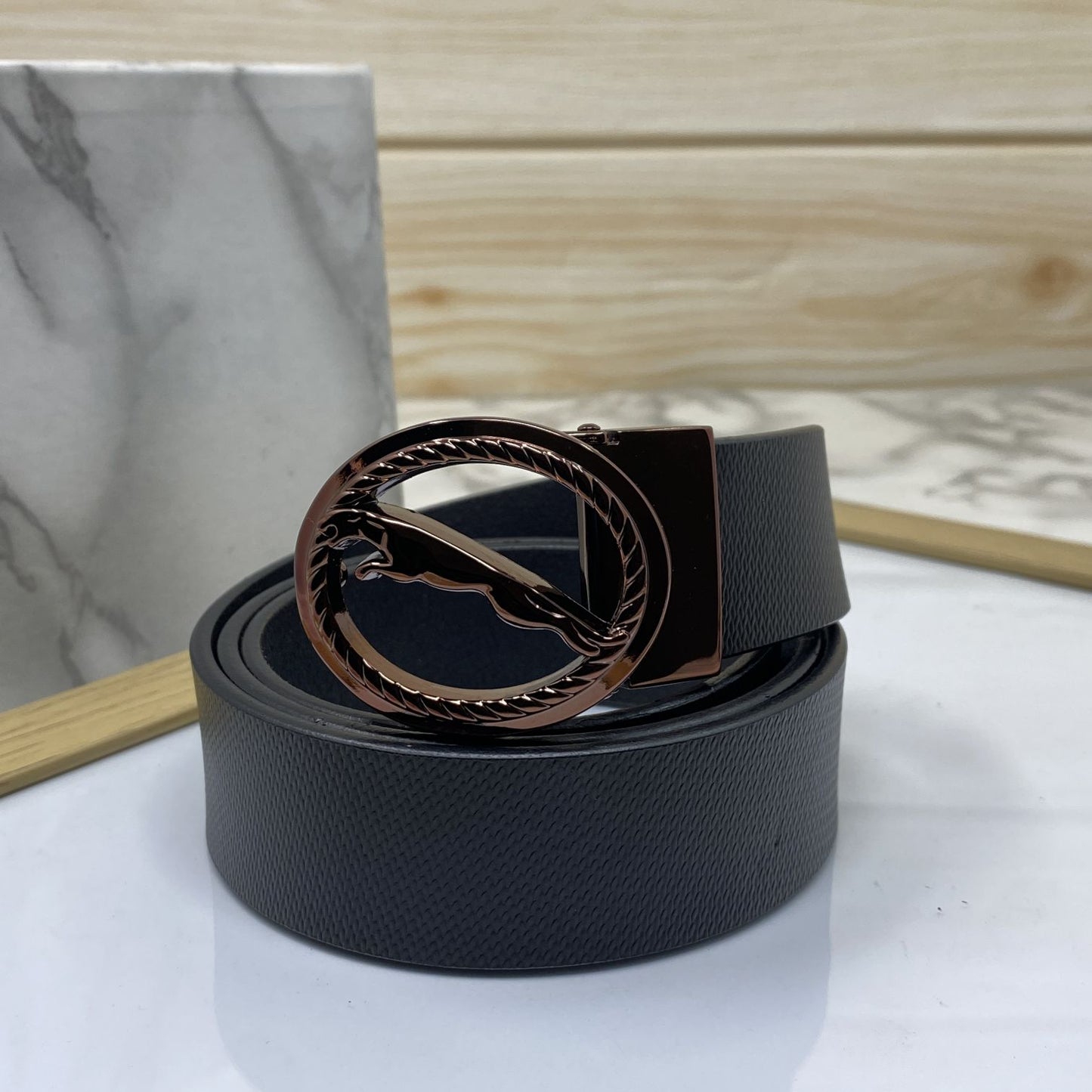 Round Jaguar Metal Buckle With Leather Strap Belt-JonasParamount