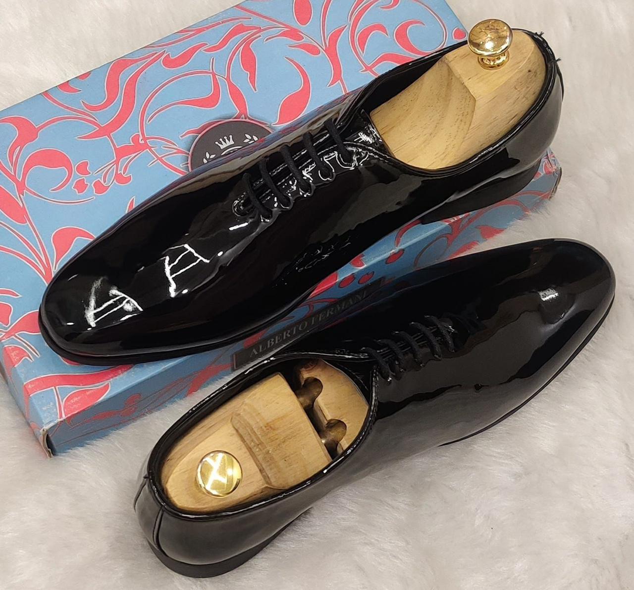 Men’s Premium Patent Leather Oxford Shoes – Classic Black Formal Lace-Up Dress Shoes