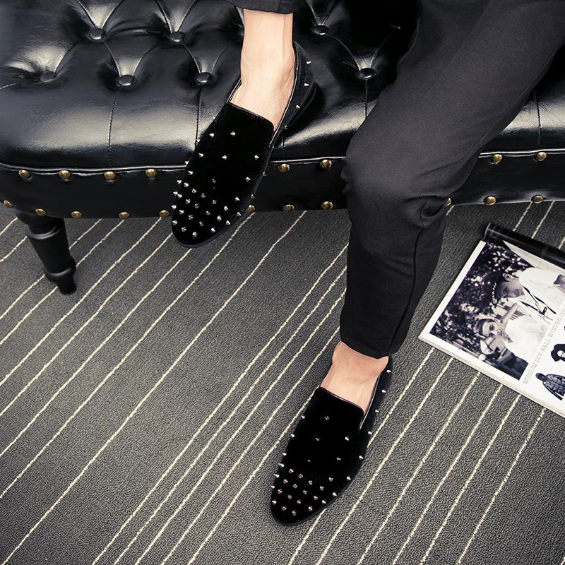 Mens Fashion wedding rivet Leather Moccasins for Men High Quality Slip On Flats Loafers