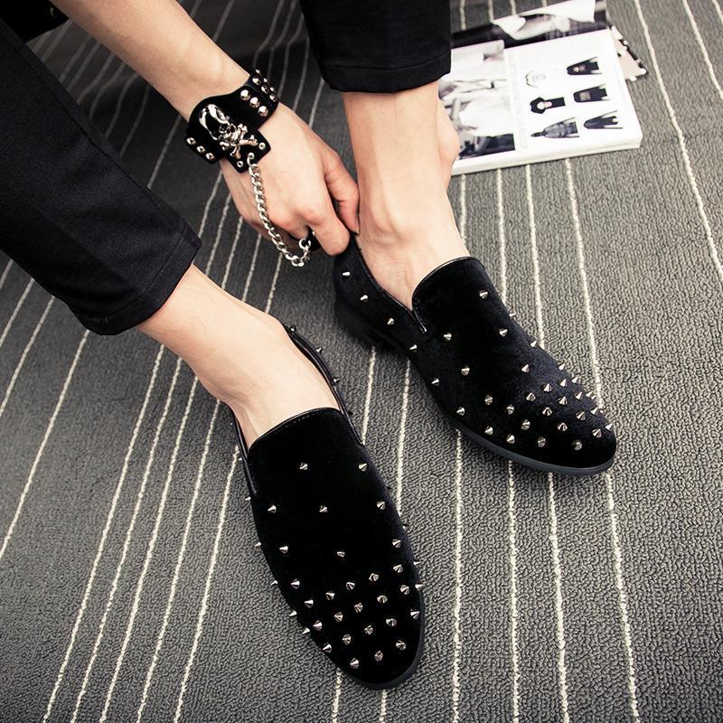 Mens Fashion wedding rivet Leather Moccasins for Men High Quality Slip On Flats Loafers