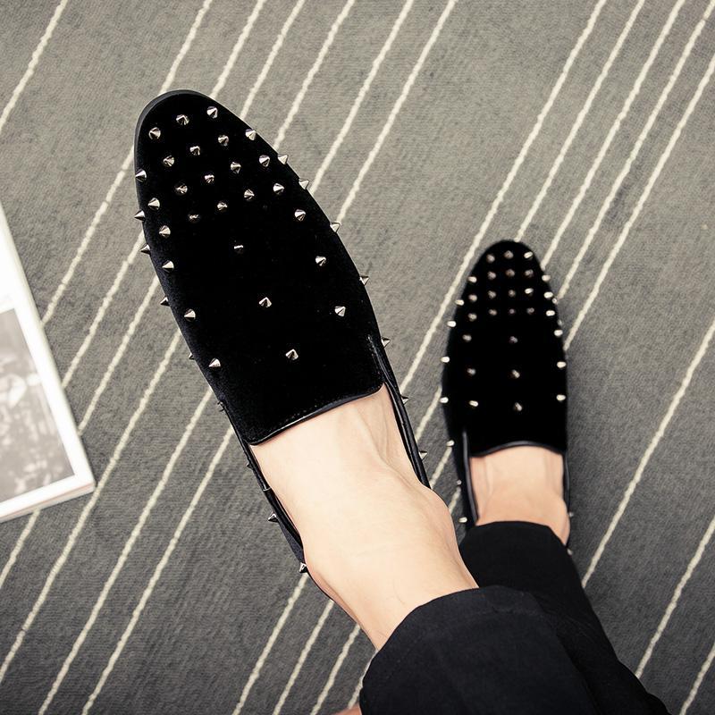 Mens Fashion wedding rivet Leather Moccasins for Men High Quality Slip On Flats Loafers