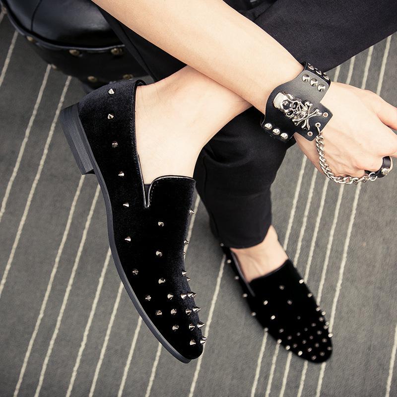 Mens Fashion wedding rivet Leather Moccasins for Men High Quality Slip On Flats Loafers