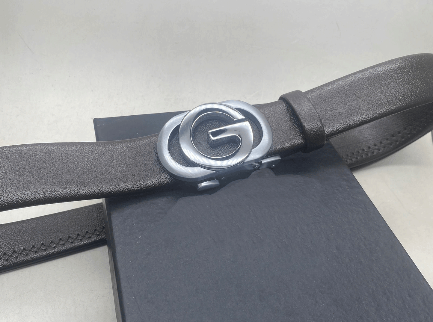 Centric G Designer Buckle With Leather Strap Belt For Men's-JonasParamount