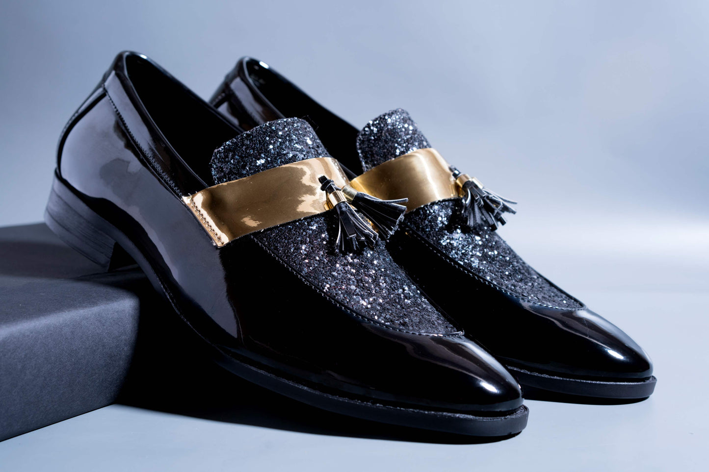 Stylish Wear Jonas Paramount Men Shiny Black Color Outdoor Formal And Party Casual Ethnic Loafer