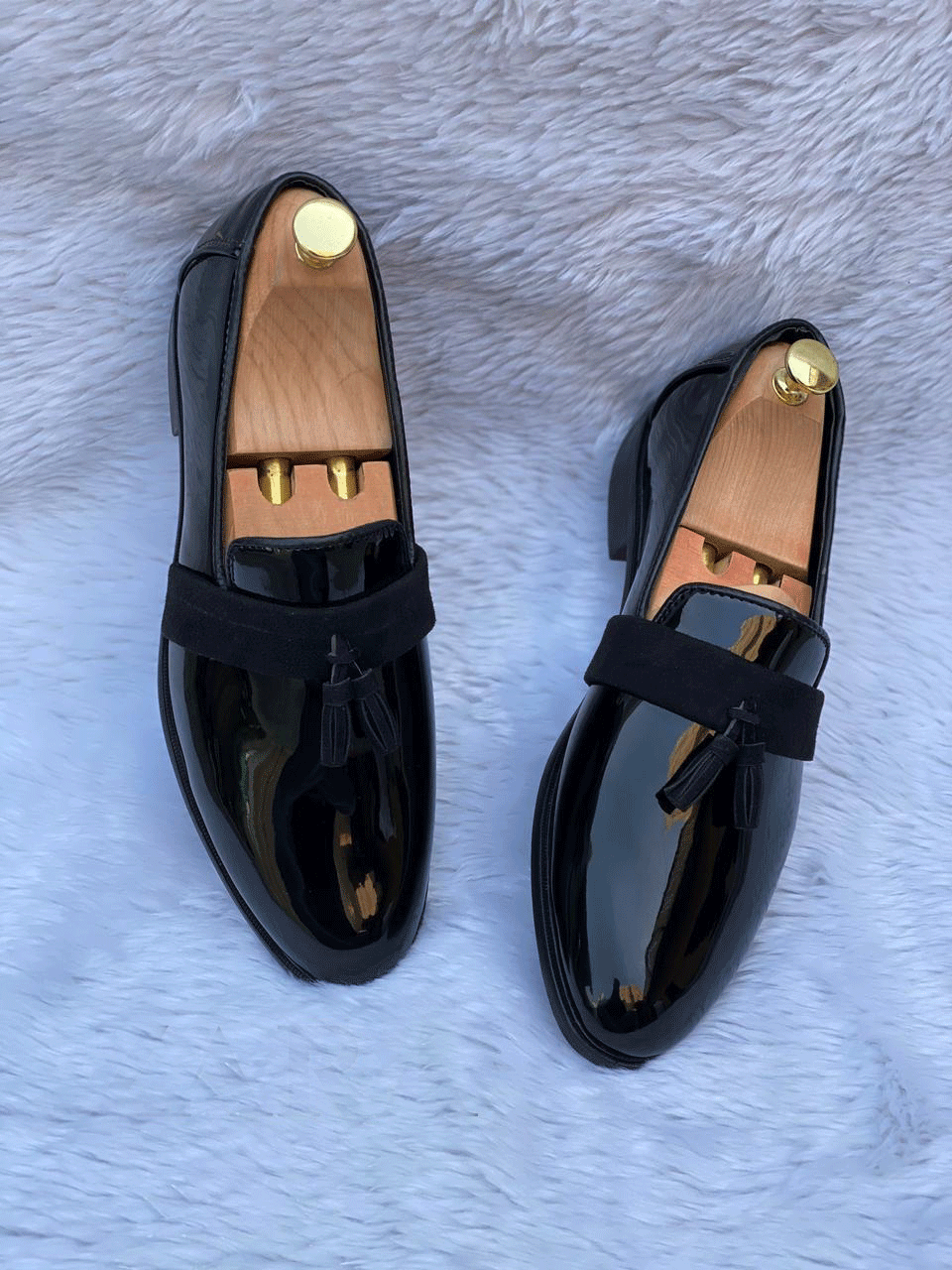 Stylish Glossy Tussle Moccasins Shoes For Office Wear And Casual Wear-JonasParamount
