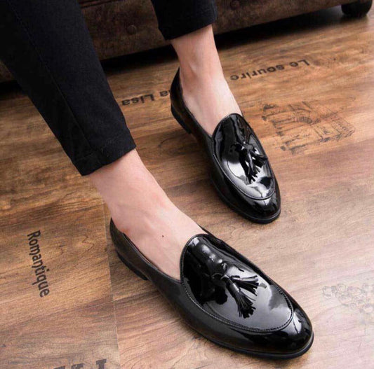 New Arrival Shiny Moccasin Loafer For Office Wear And Casual Wear- JonasParamount